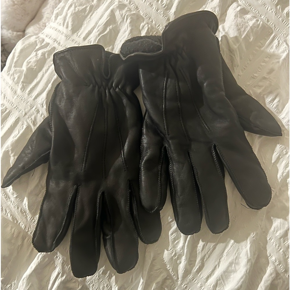 Dockers Men's Warm Leather Winter Gloves with Smartphone Touchscreen Capability